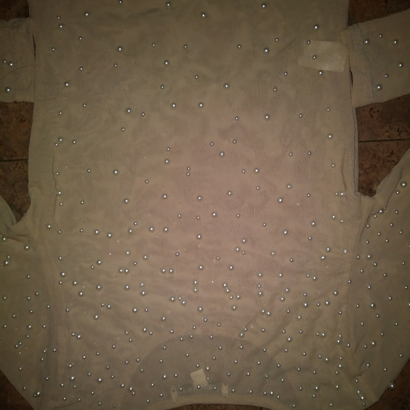 Nude size small one piece just like in the poctute - Picture 7 of 8